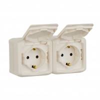 Розетка 2X2К+З со шторками IP44 белая Legrand Розетка 2X2К+З со шторками IP44 белая Legrand